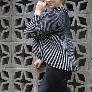 UNIQUE! Chicos Bolero Flowing Cute Striped Sweater